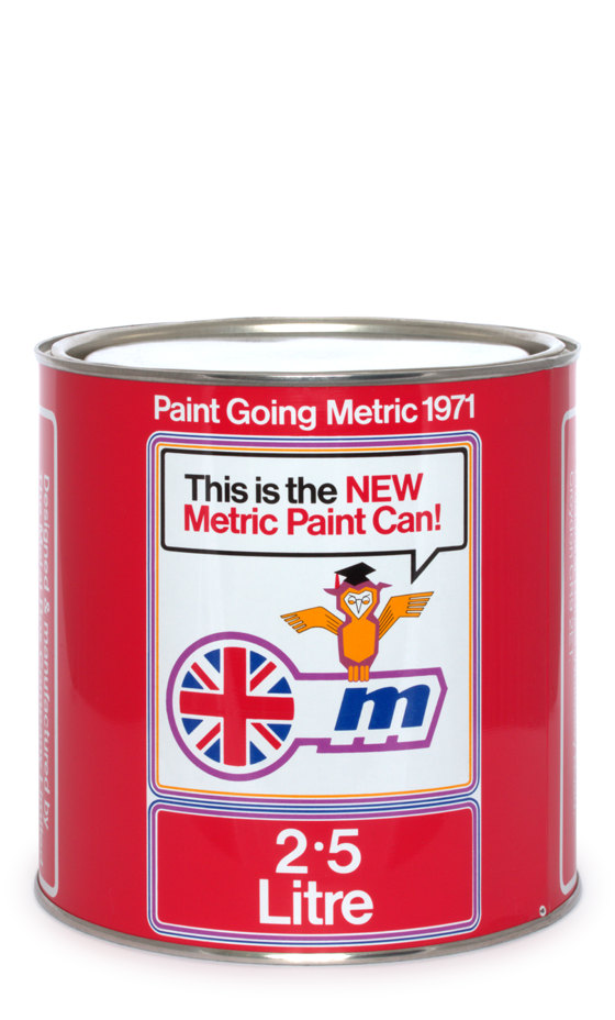 2.5-litre metric paint can - 1970